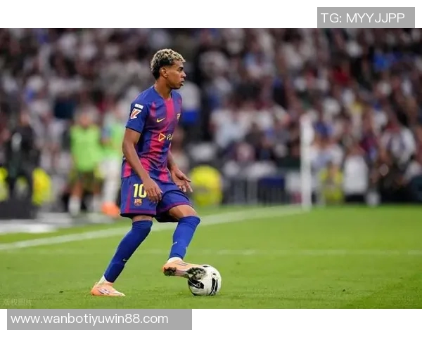 德转评选2025年最佳阵容姆巴佩领衔亚马尔与加布里埃尔入选引关注